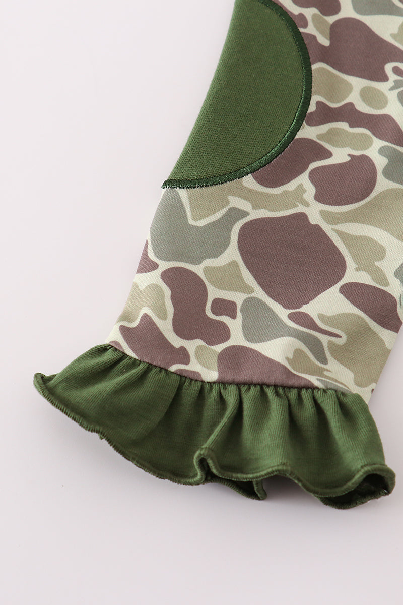 Camouflage print ruffle pants set